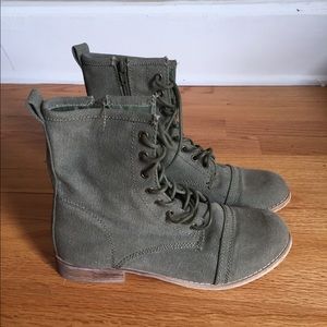 MIA “Wayne” canvas combat boot